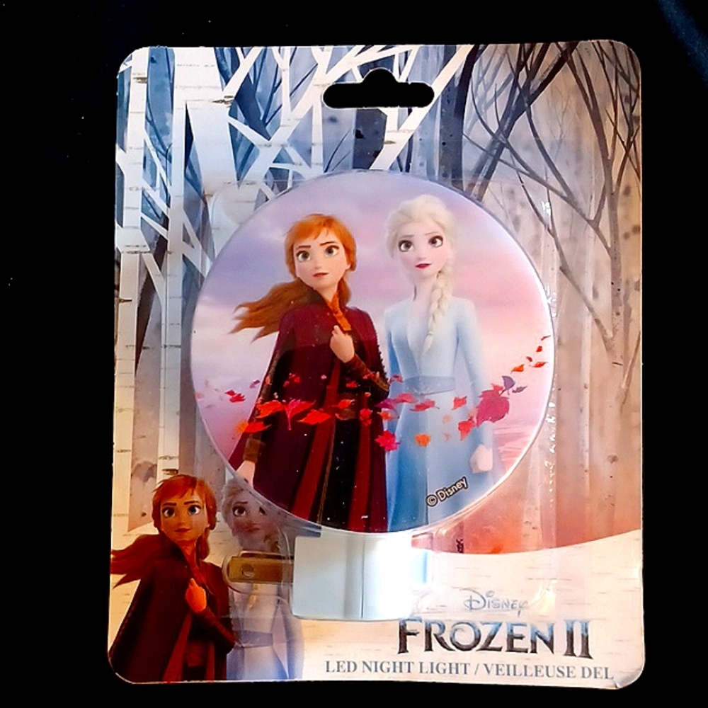 NIP Disney Frozen 2 LED Night Light